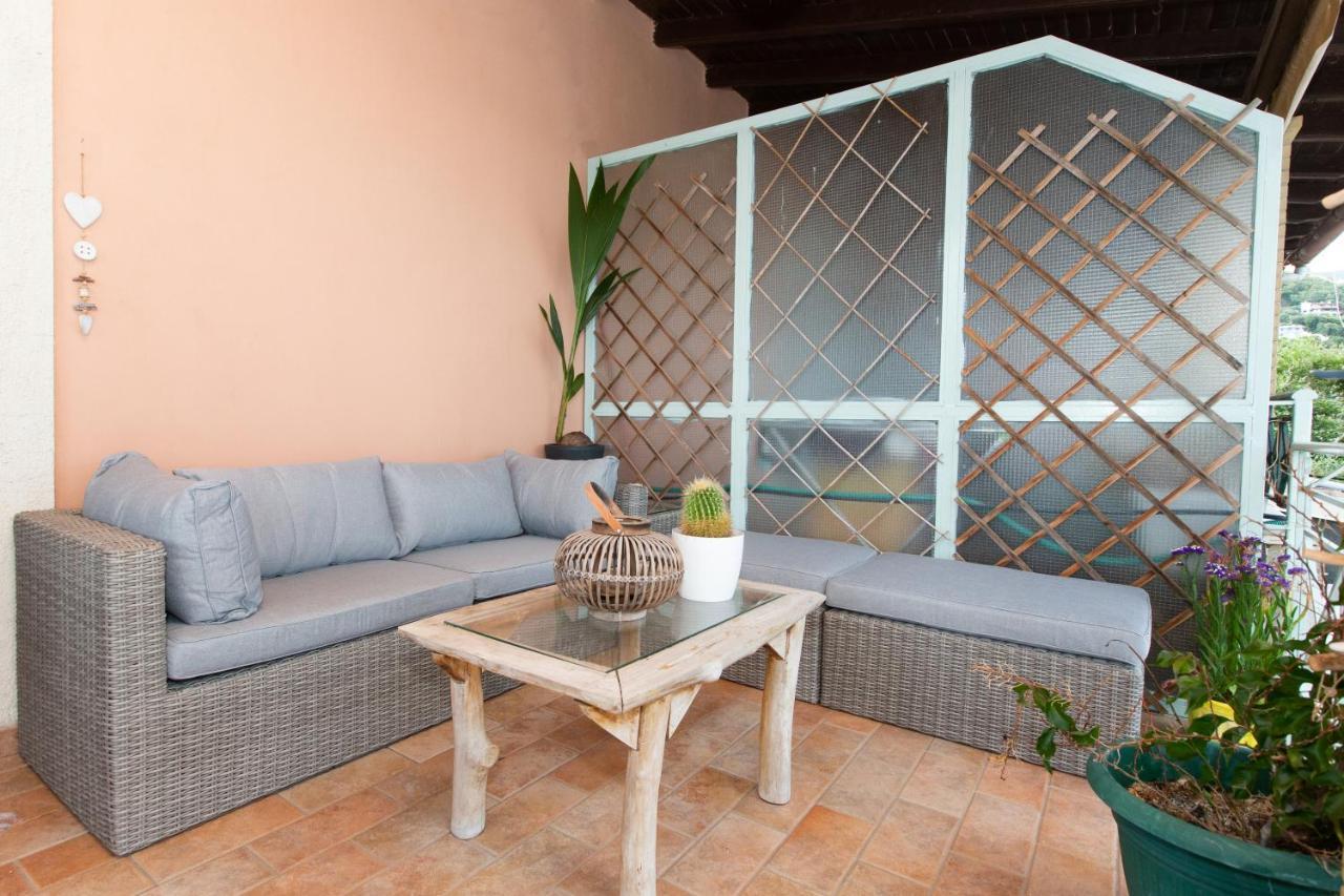 Seaview Stone Apartment In Ipsos Beach Buitenkant foto